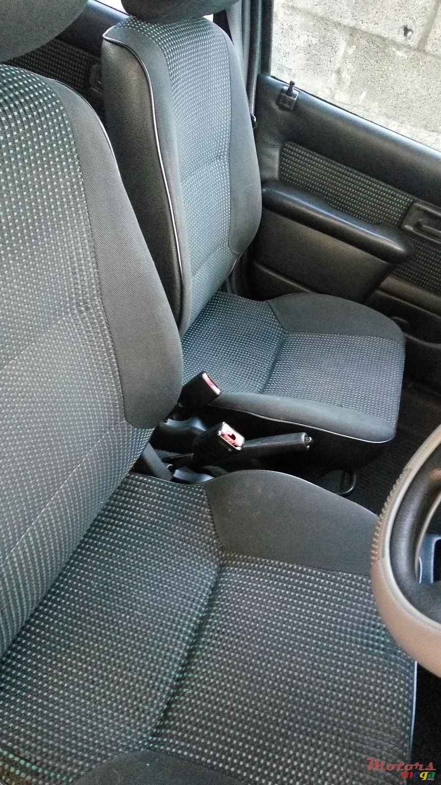 1998' Peugeot 106 Equinox photo #5