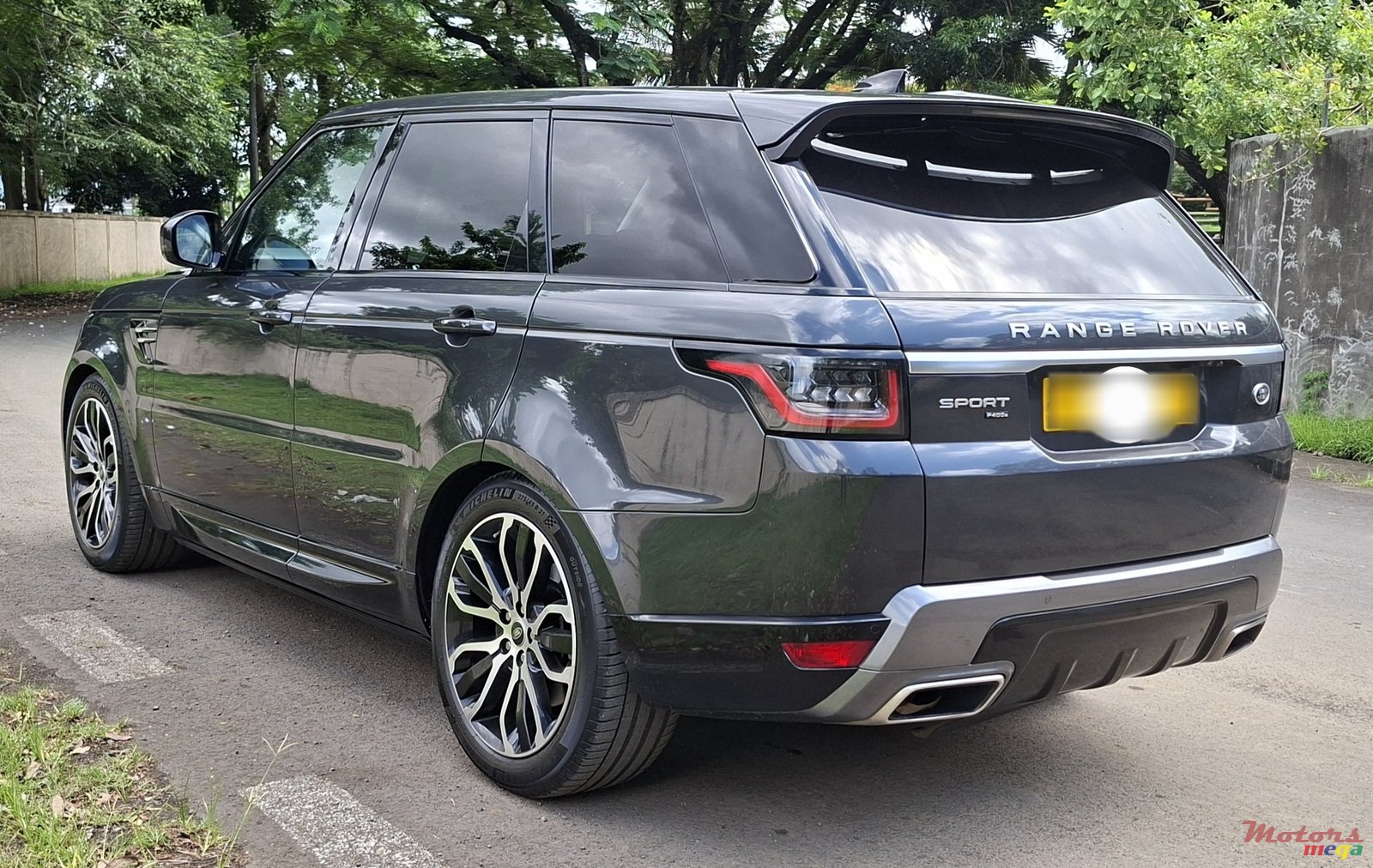 2019' Land Rover Range Rover Sport P400e photo #5