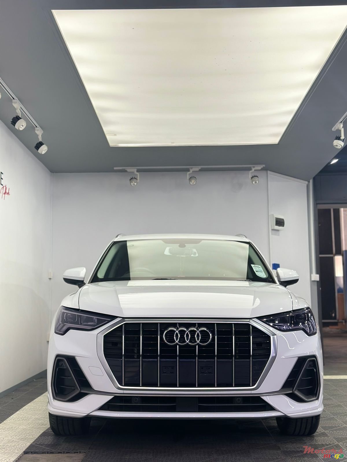 2020' Audi Q3 photo #4