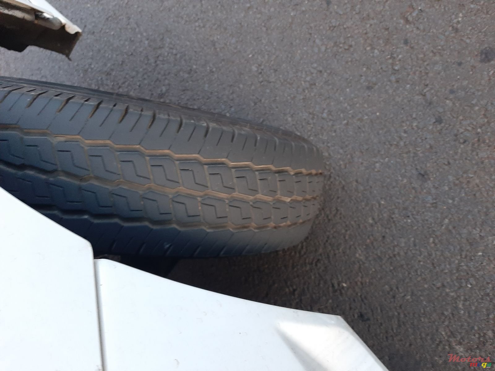 2009' Mitsubishi L300 photo #5