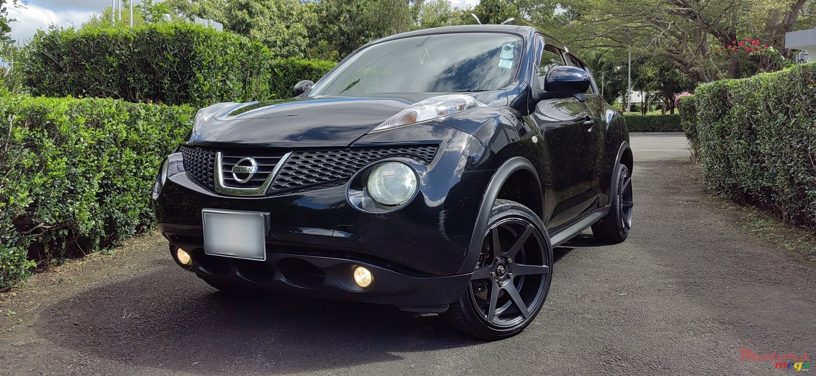 2011' Nissan Juke photo #2