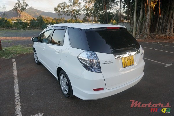 2013' Honda Fit photo #6