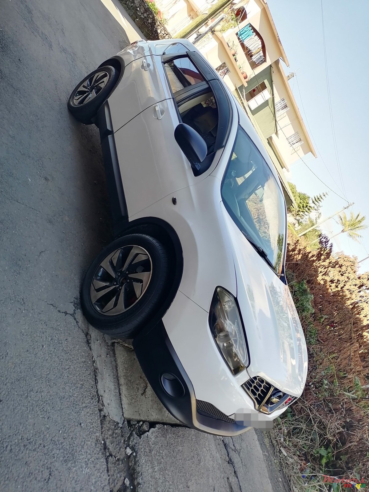 2010' Nissan Qashqai photo #2