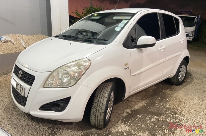 2013' Suzuki Splash photo #3