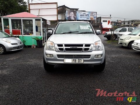 2007' Isuzu D-Max LS photo #1
