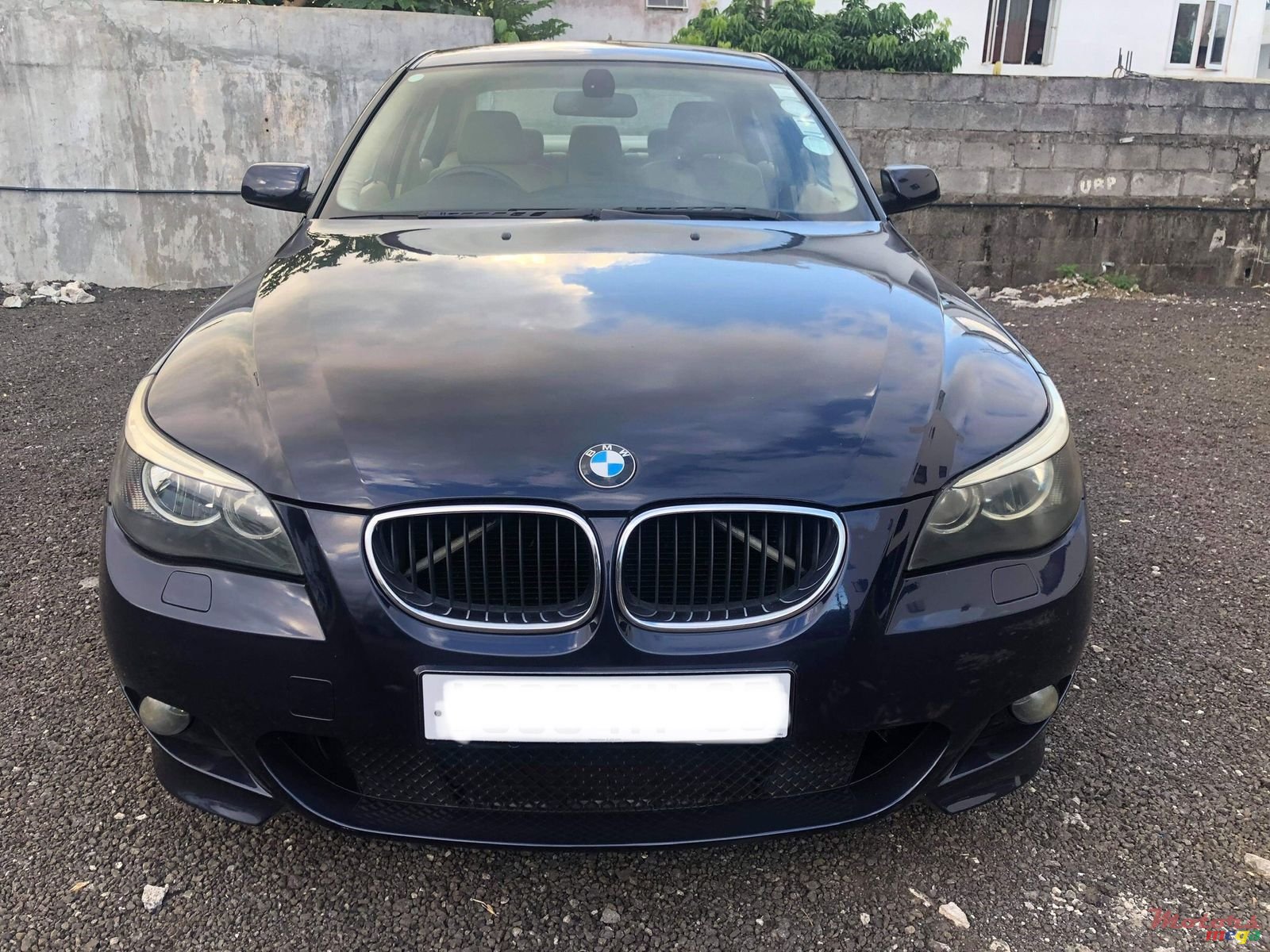 2005' BMW 520 photo #2