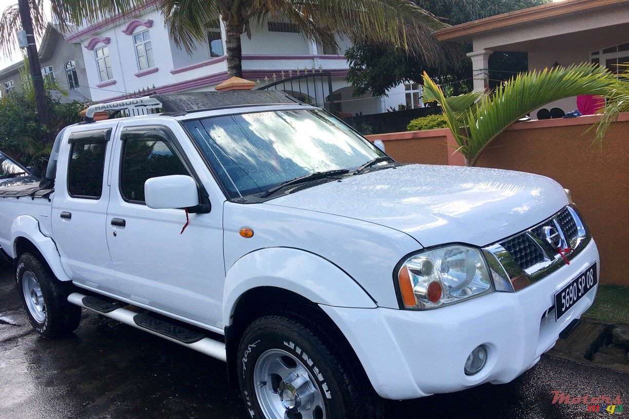 2008' Nissan Hardbody photo #1