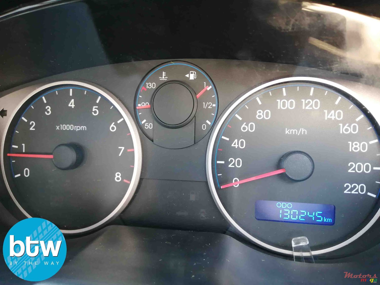 2010' Hyundai i10 photo #7