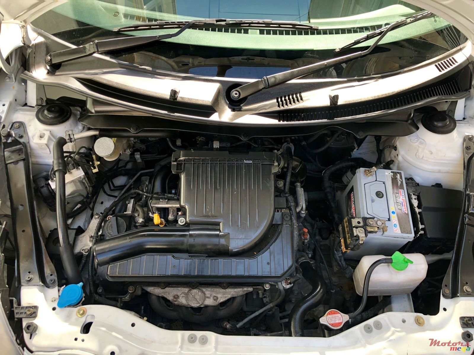 2014' Suzuki Swift photo #4