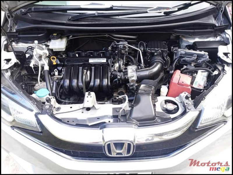 2015' Honda Fit photo #5