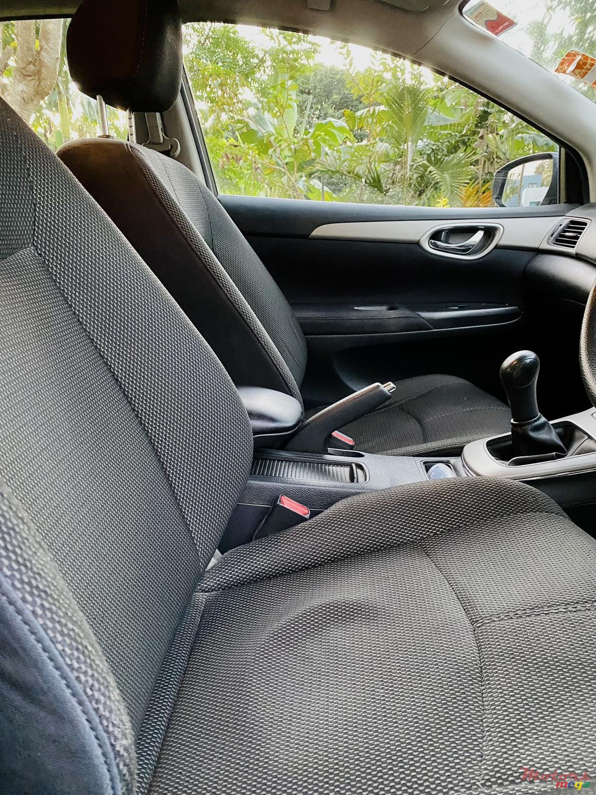 2013' Nissan Sentra photo #4