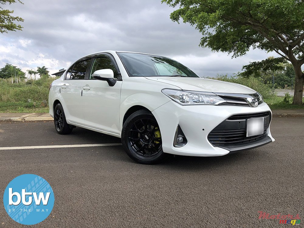 2017' Toyota Axio photo #1