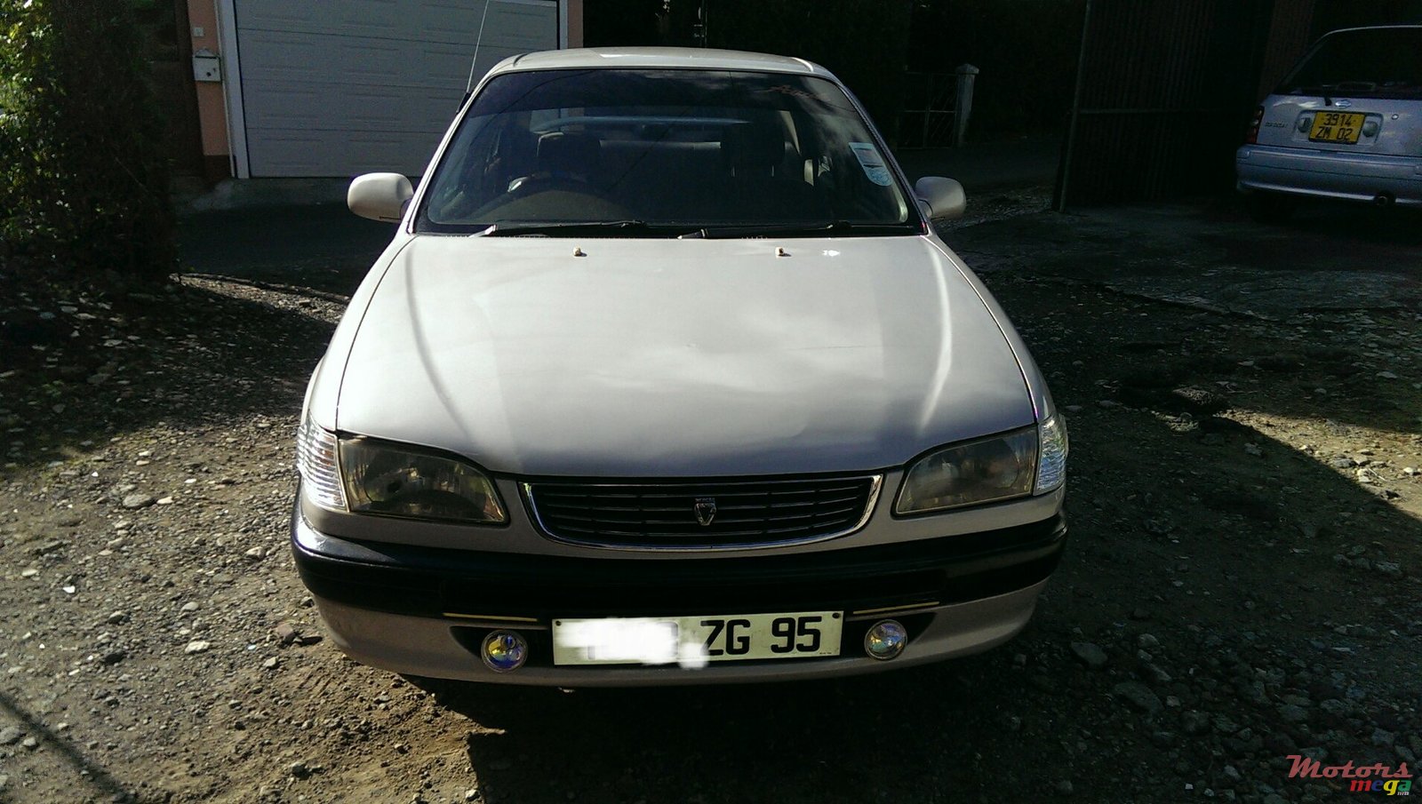 1995' Toyota Corolla photo #1