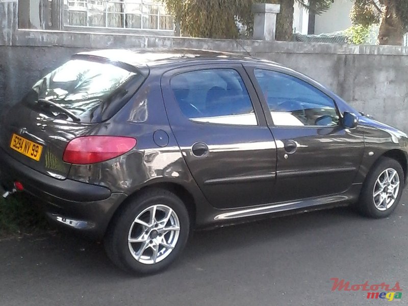 1999' Peugeot 206 photo #1