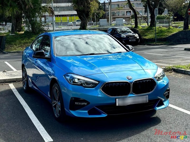 2020' BMW 218 photo #2