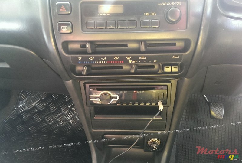 1993' Toyota Corolla photo #3