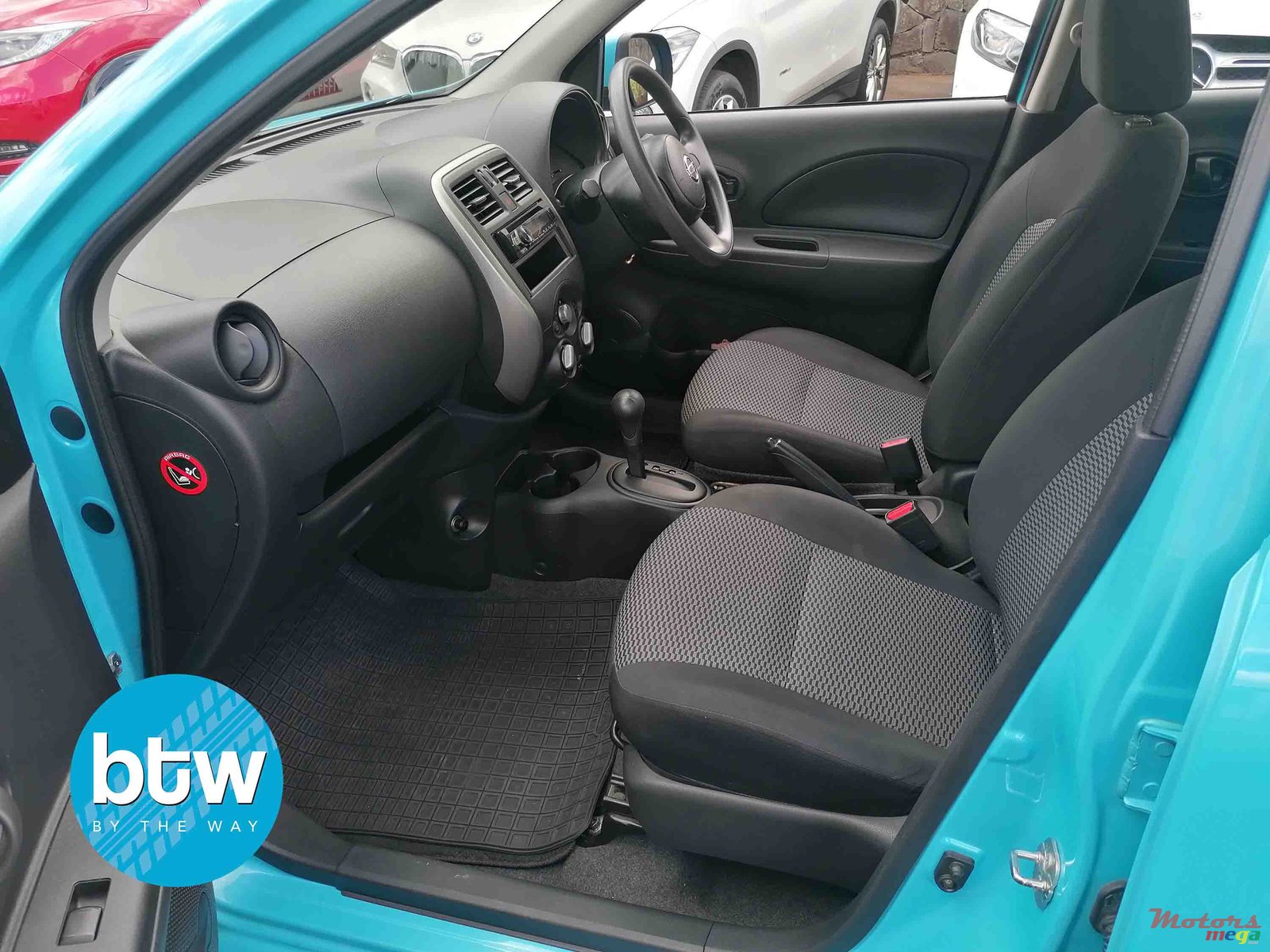 2016' Nissan March photo #4