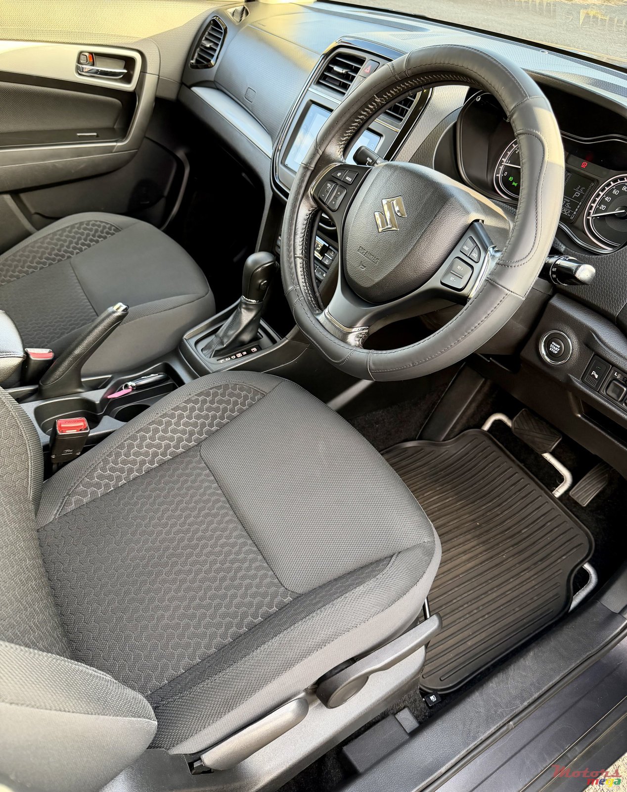 2023' Suzuki Vitara Brezza GLX photo #5