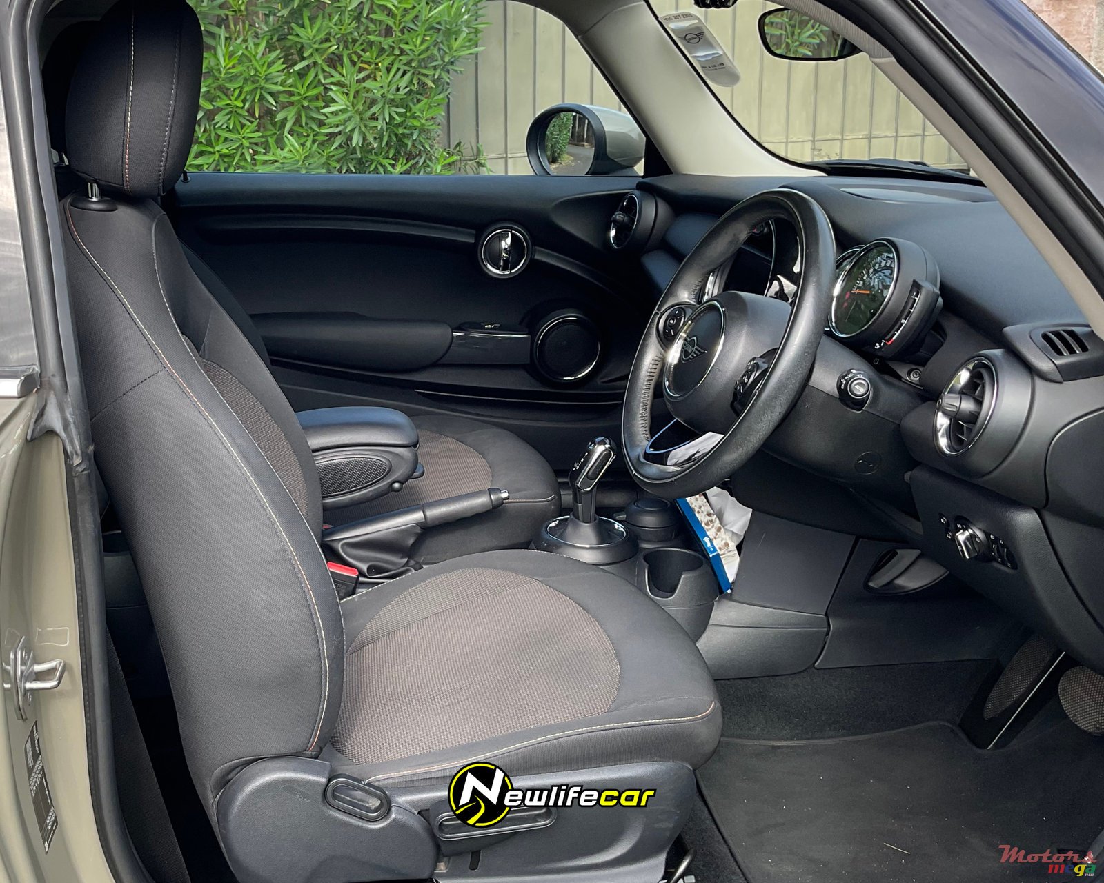 2020' MINI One photo #5