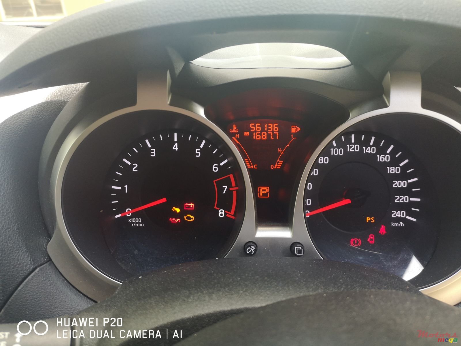 2015' Nissan Juke 1.6 photo #2