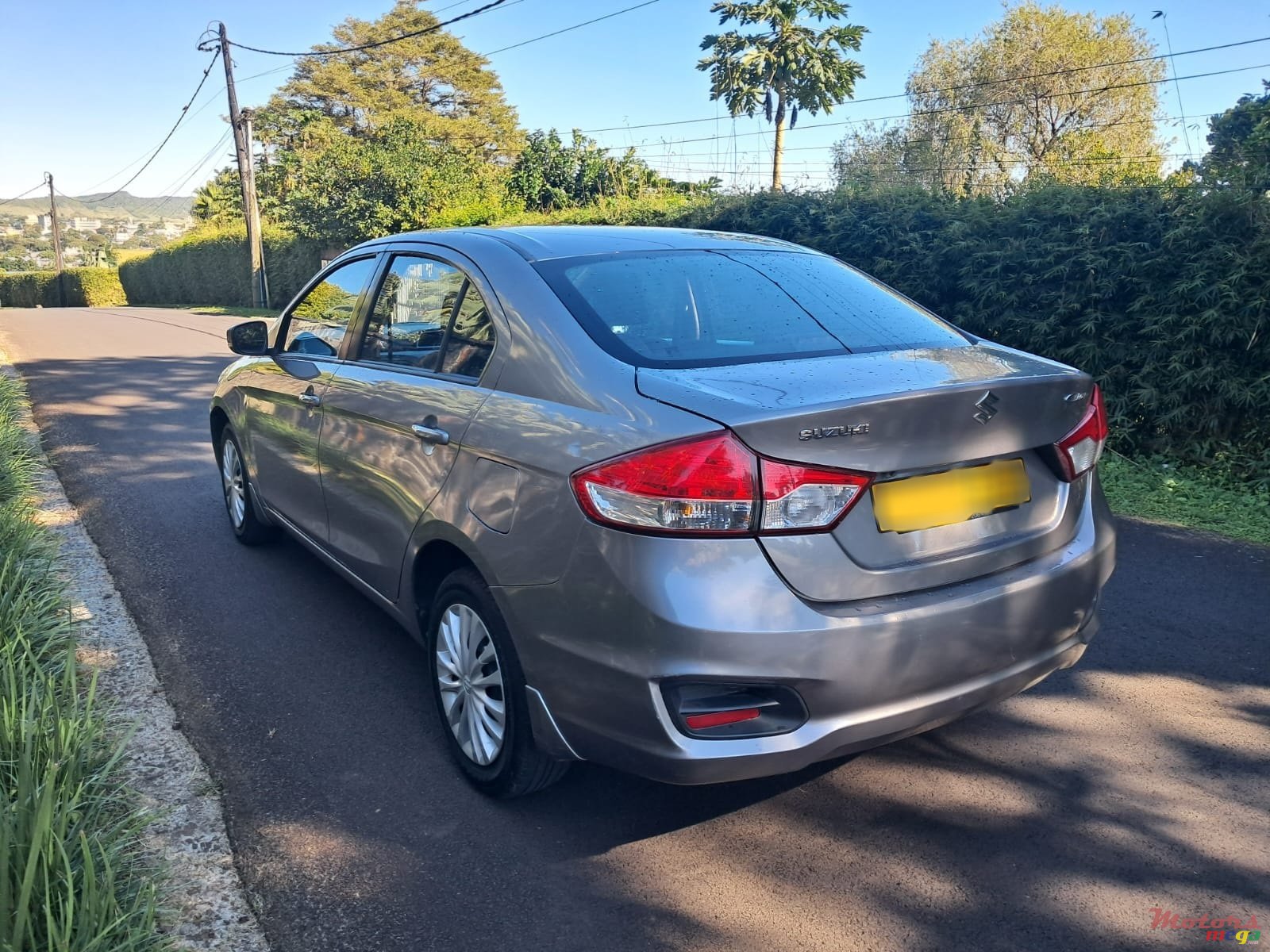 2019' Suzuki Ciaz photo #4