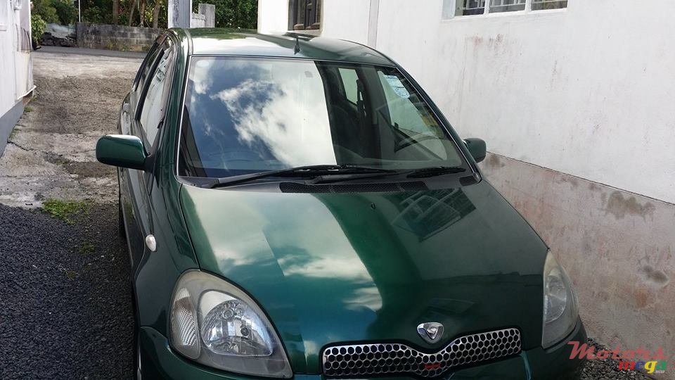 1999' Toyota Vitz Clavia photo #1