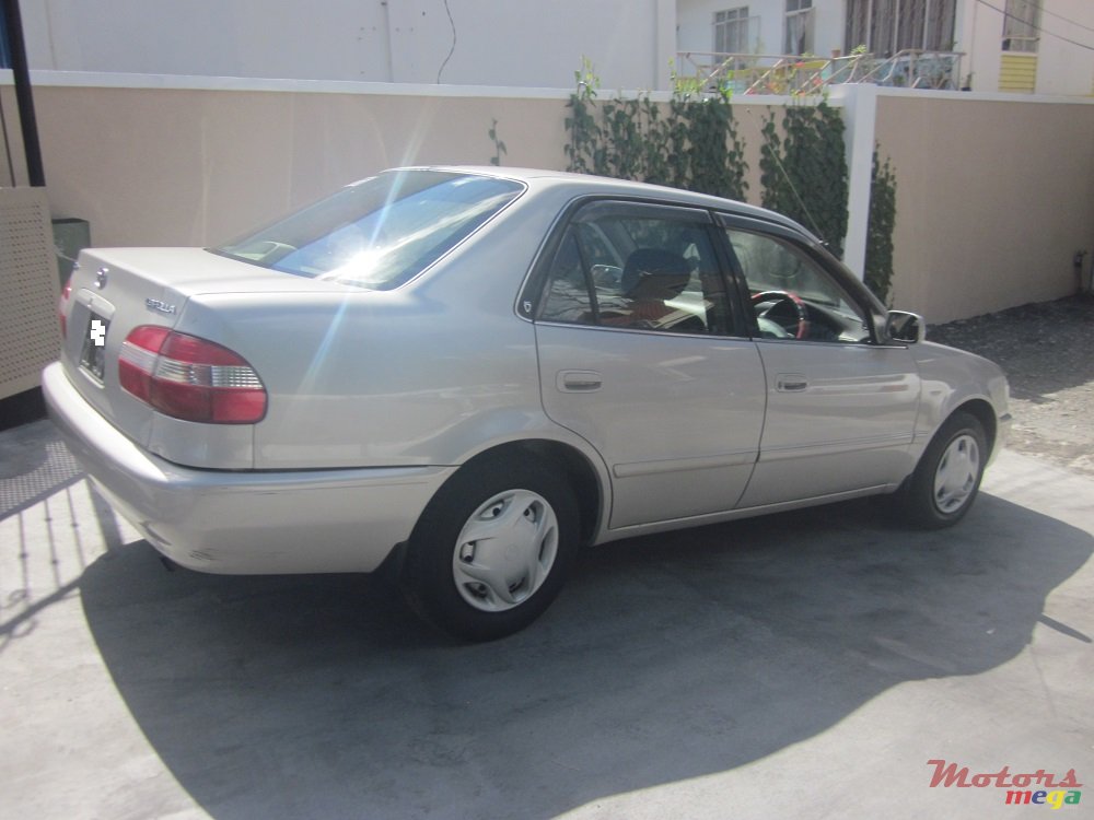 1998' Toyota Corolla AE110 SE saloon LTD photo #3