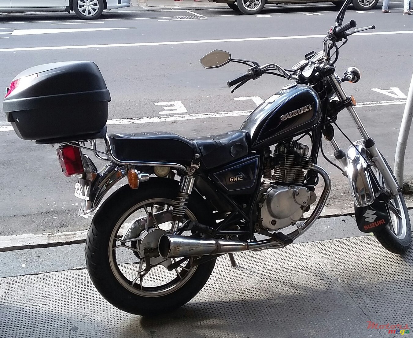 2010' Suzuki GN 125H photo #1