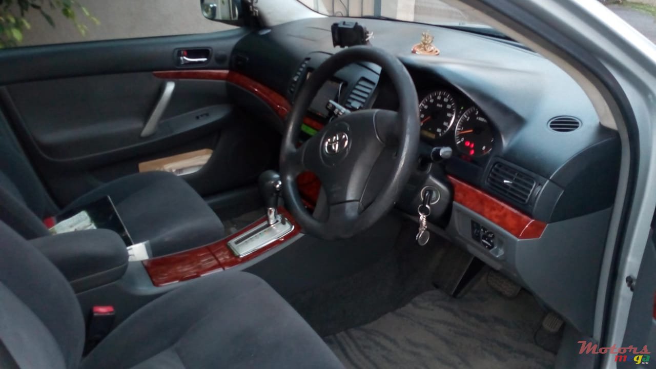 2006' Toyota photo #1