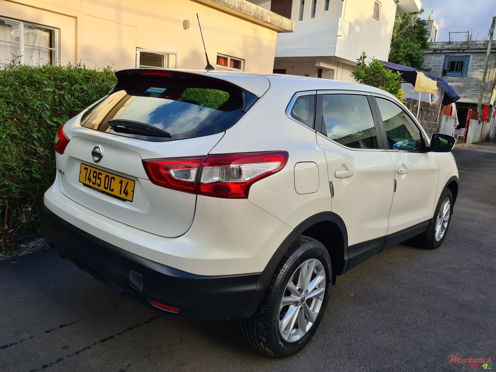 2014' Nissan Qashqai photo #3