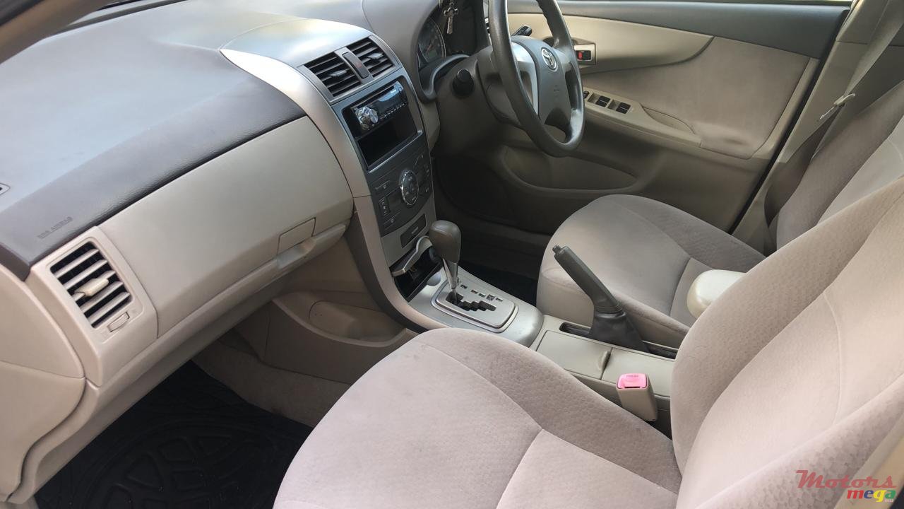 2011' Toyota Axio photo #4