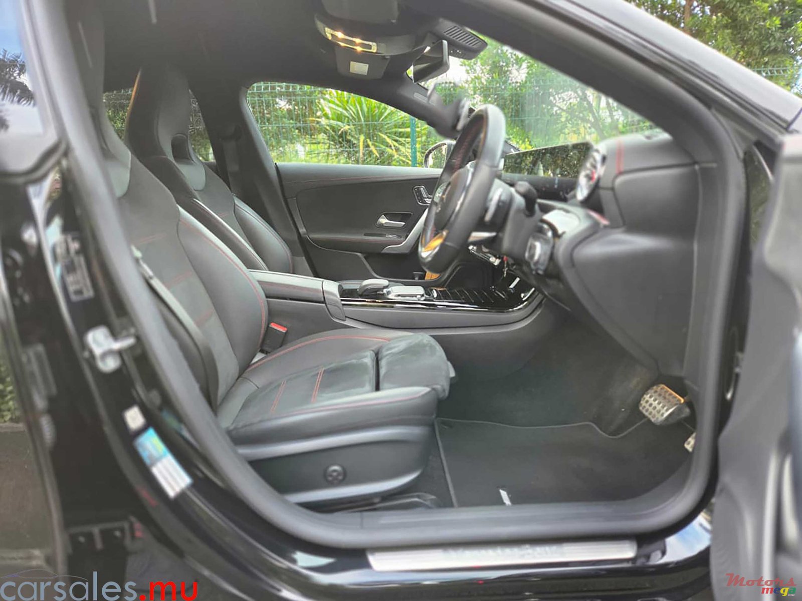 2023' Mercedes-Benz CLA 180 AMG Line photo #5