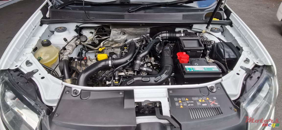 2017' Renault Sandero StepWay photo #2