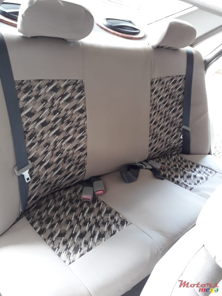 2000' Toyota Corolla photo #1