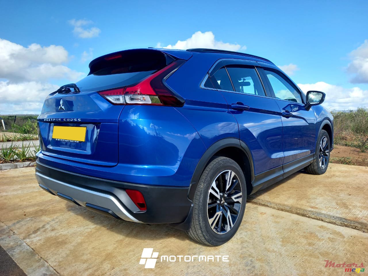 2022' Mitsubishi Eclipse Cross photo #3