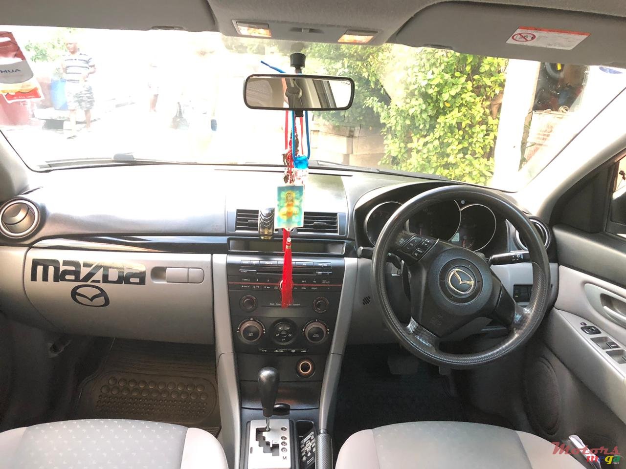 2005' Mazda Axela photo #4