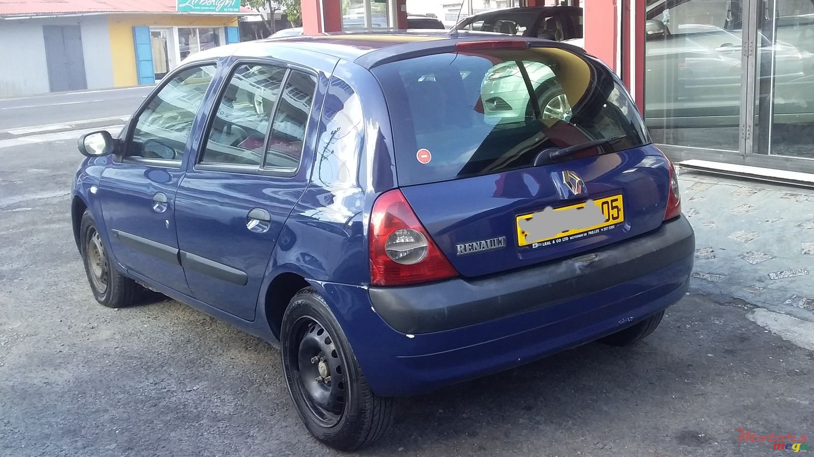 2005' Renault Clio photo #4