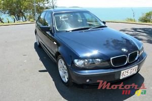 2002' BMW 3 Series E46 2000-2005 photo #1
