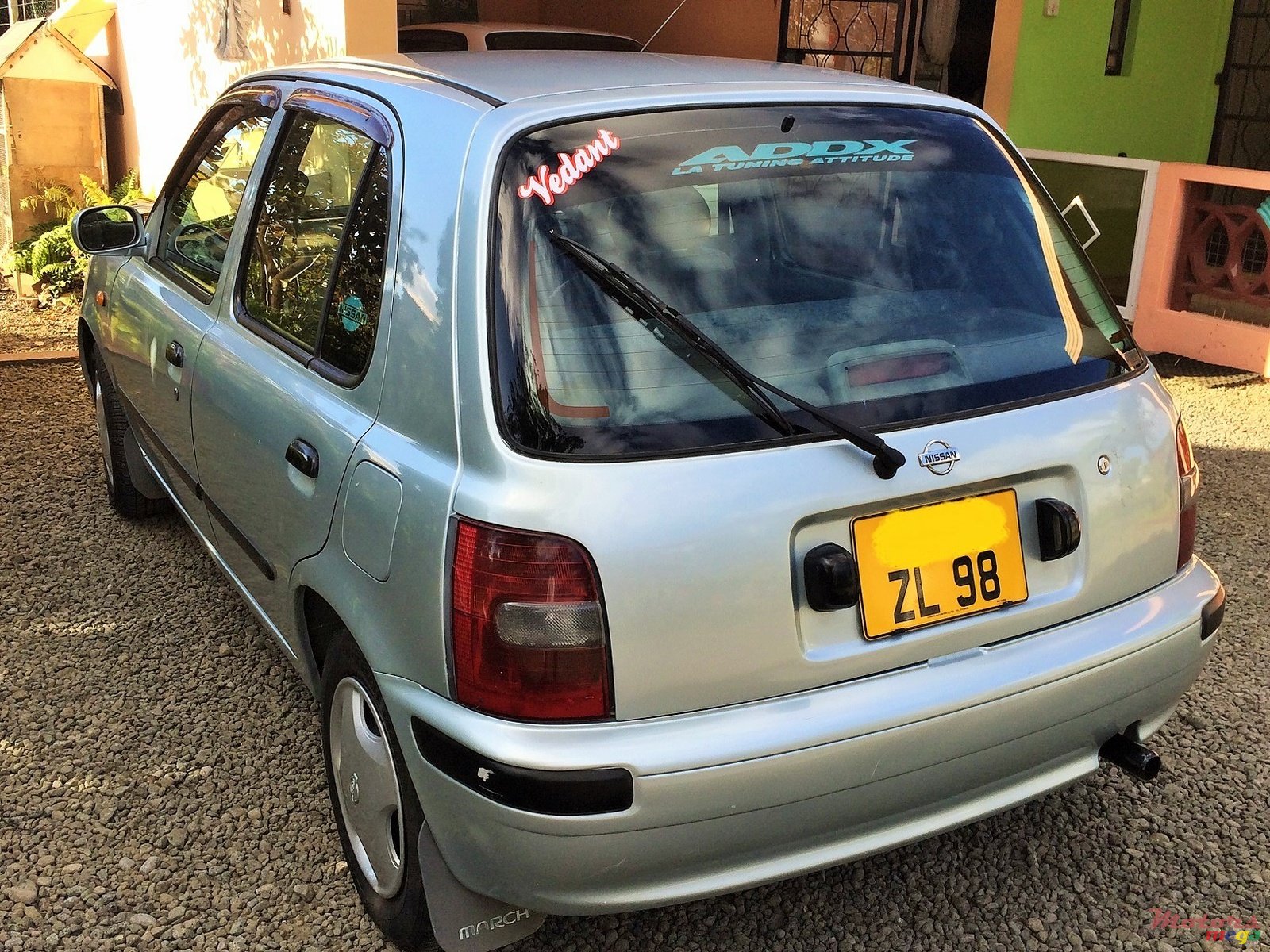 1998' Nissan photo #1