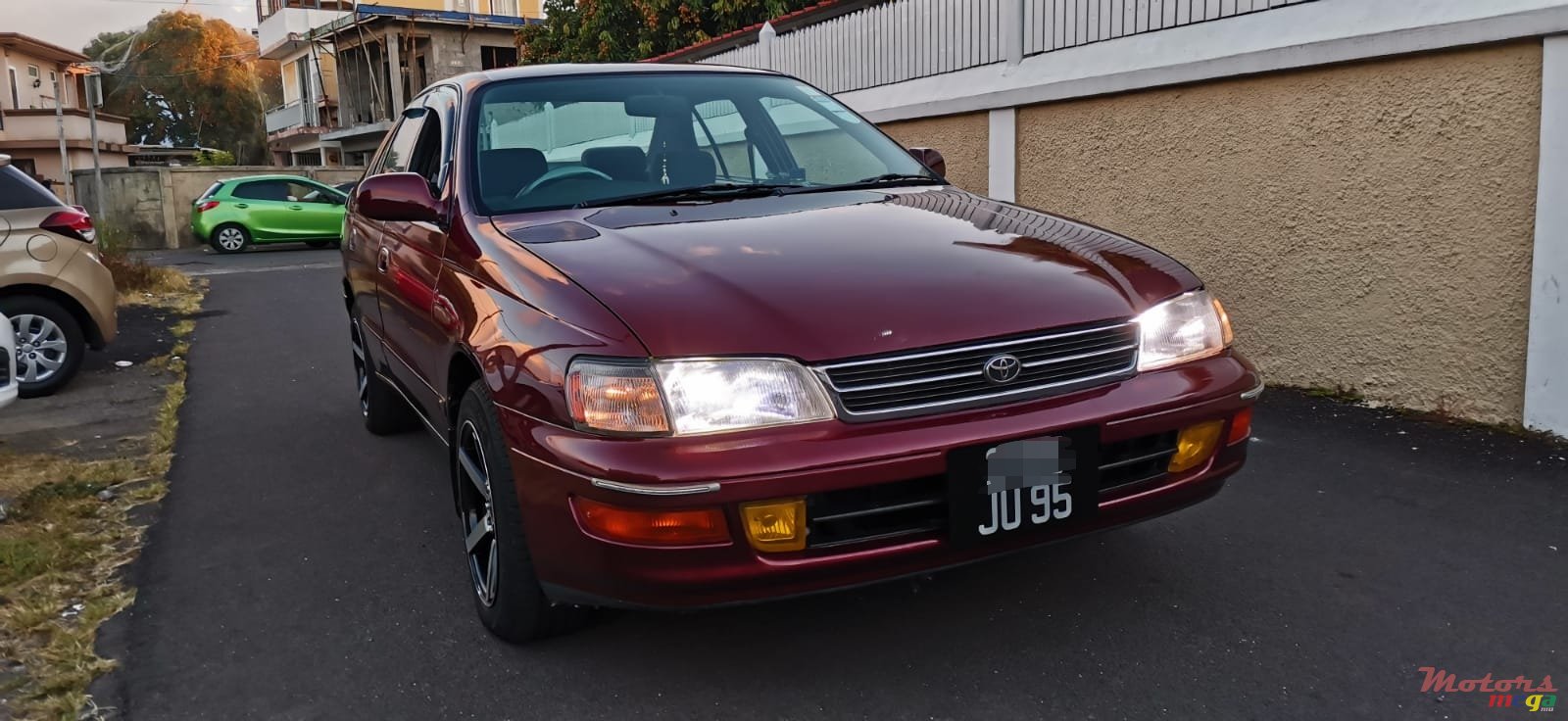 1995' Toyota Corona AT190 photo #1