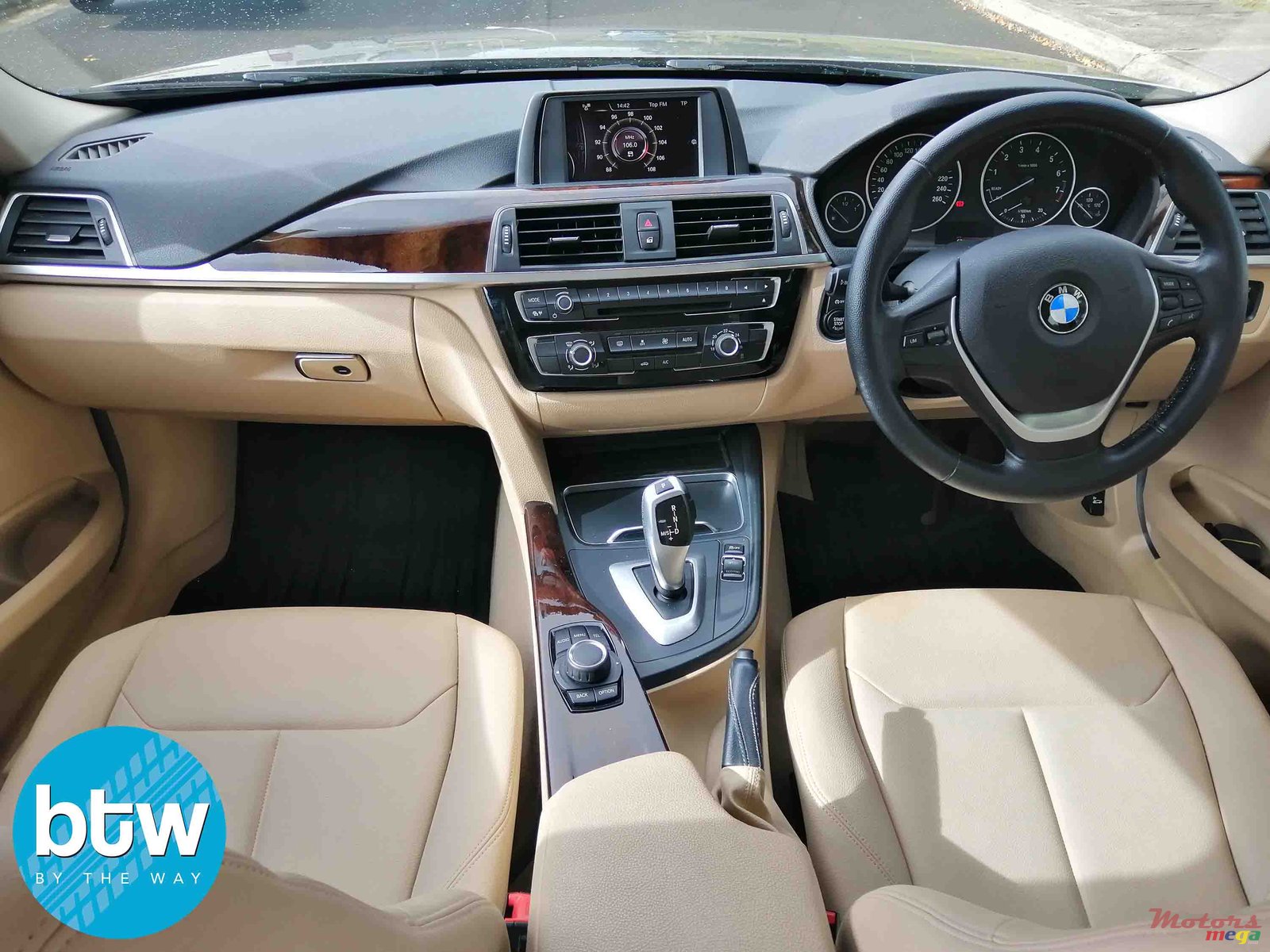 2016' BMW 318 photo #6