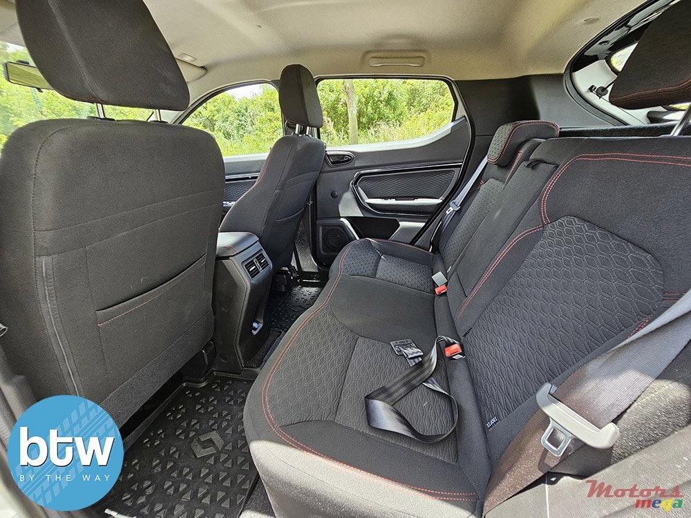 2023' Renault Kadjar KIGER INTENS photo #6