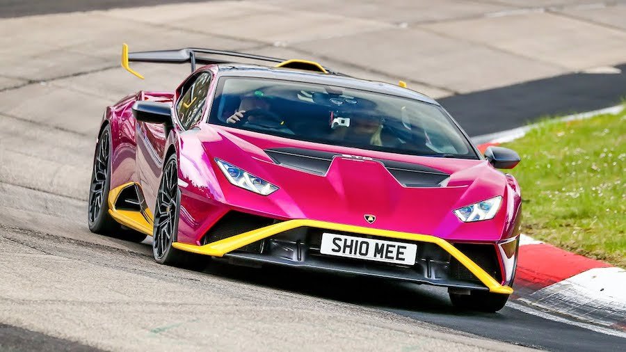 Cette Lamborghini Fait Trop De Bruit Pour Le Nürburgring !