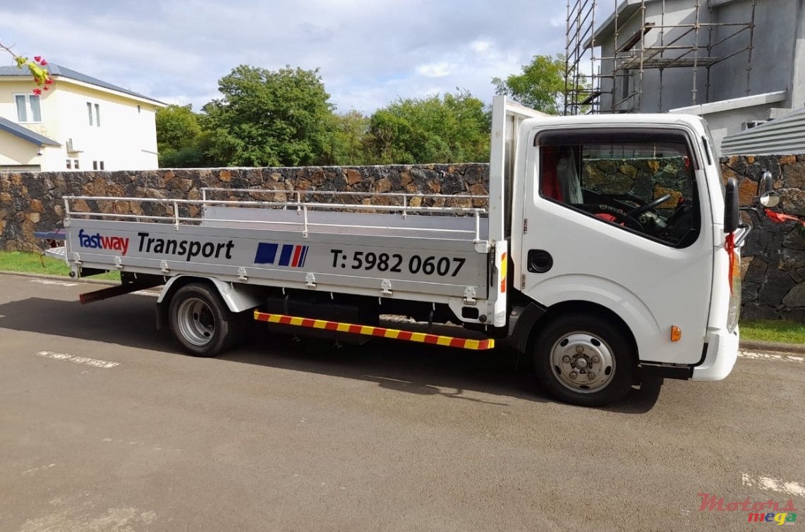 2013' Nissan Atlas photo #2