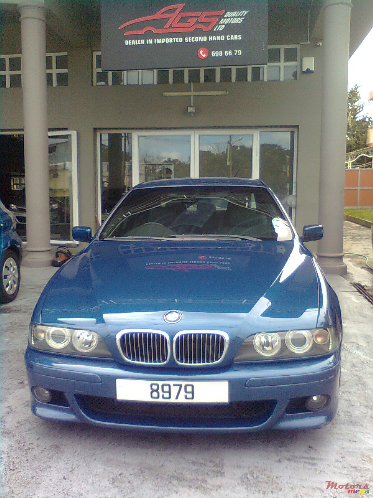 2002' BMW 525 photo #1