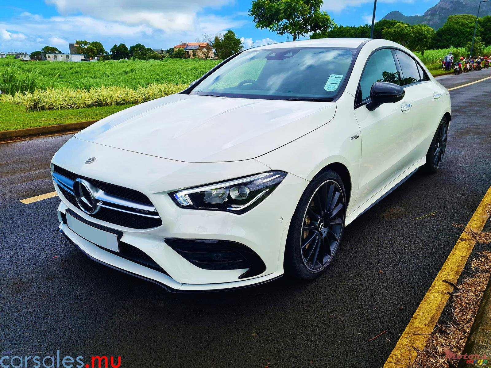 2021' Mercedes-Benz CLA-Class 35 AMG 4Matic photo #2