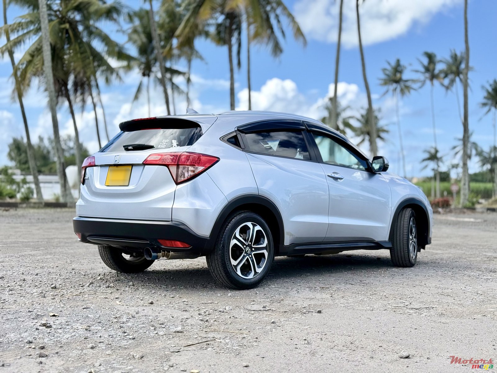 2014' Honda Vezel Non-Hybrid photo #3