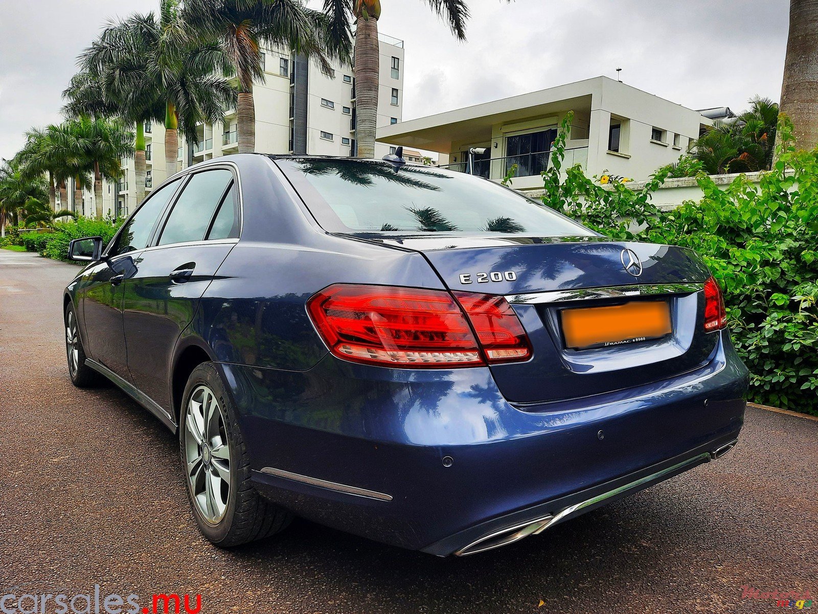 2014' Mercedes-Benz 200 2.0 photo #2