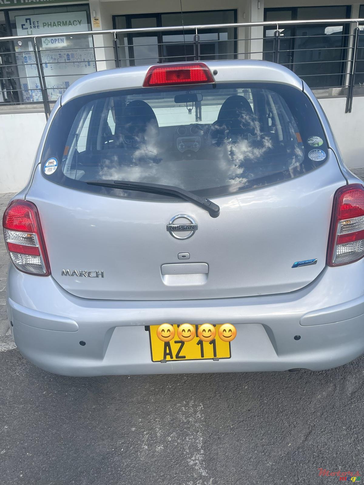 2011' Nissan March photo #1