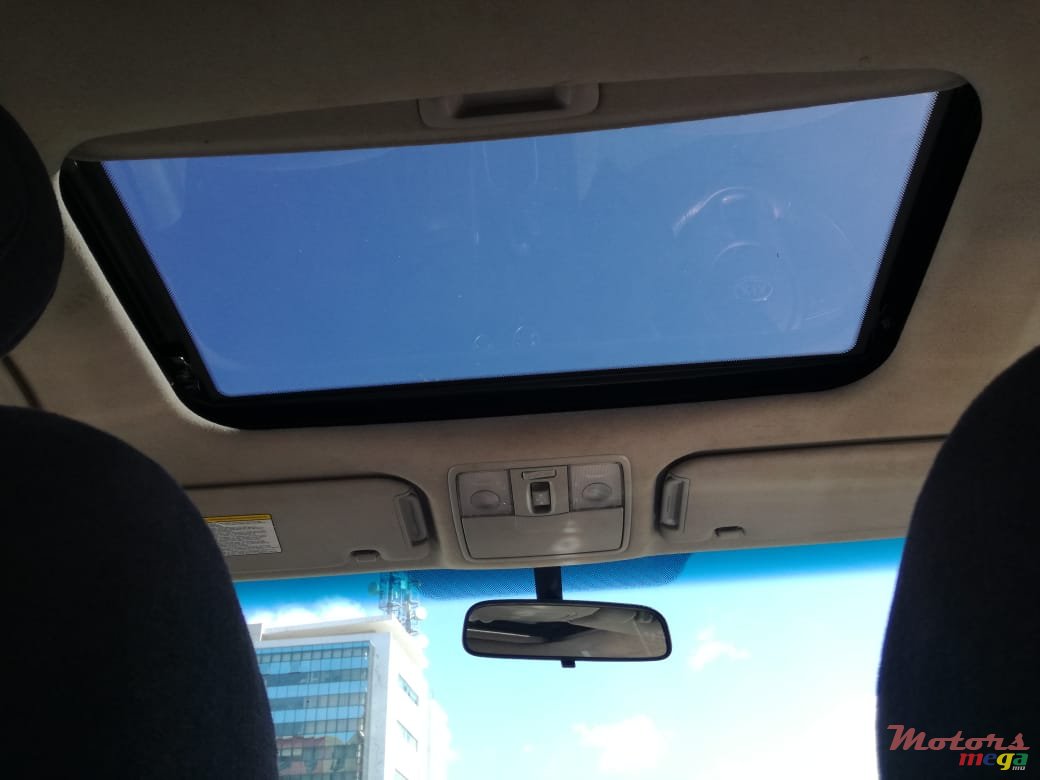 2011' Kia Koup photo #2